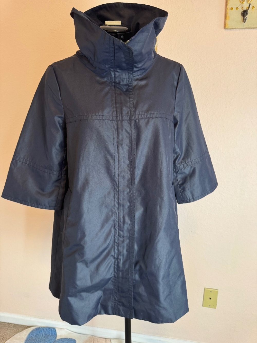 Classic Preppy Banana Republic Dark Navy 3/4-Sleeve Raincoat Small